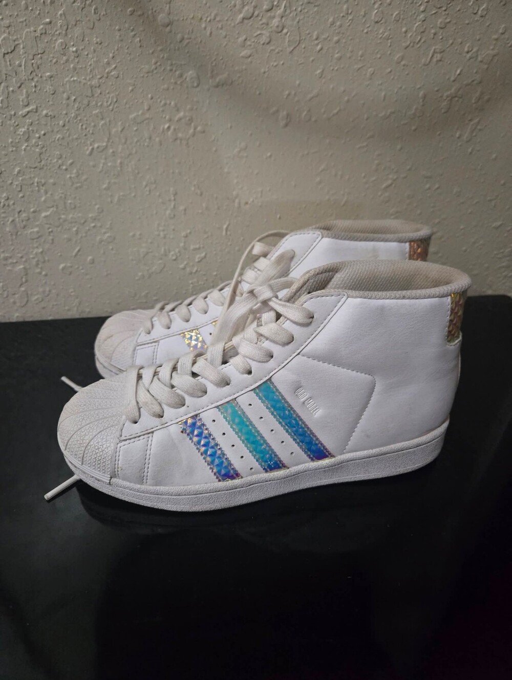 Adidas Sneakers